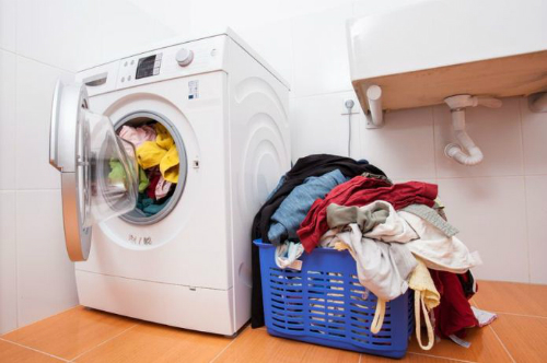 Những thói quen xấu bạn cần từ bỏ khi dùng máy giặt
